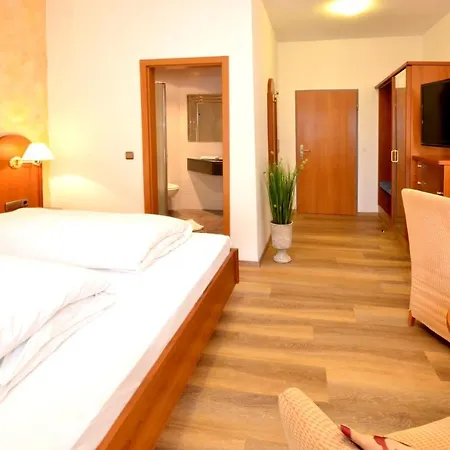 Landgasthof Scheubel 3*
