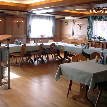 酒店 Landgasthof Scheubel Gremsdorf