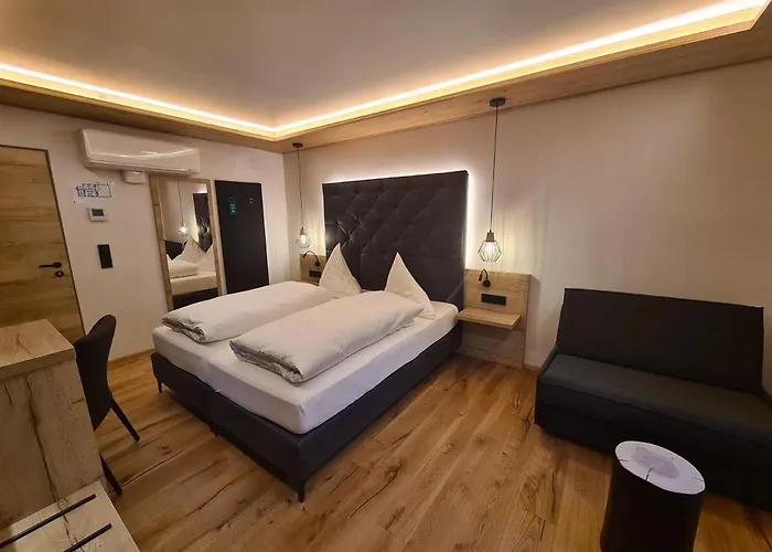 Landgasthof Scheubel Hotel 3*